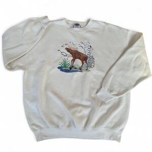 Vintage Lee heavyweight cream sweatshirt with an embroidered moose size men’s XL